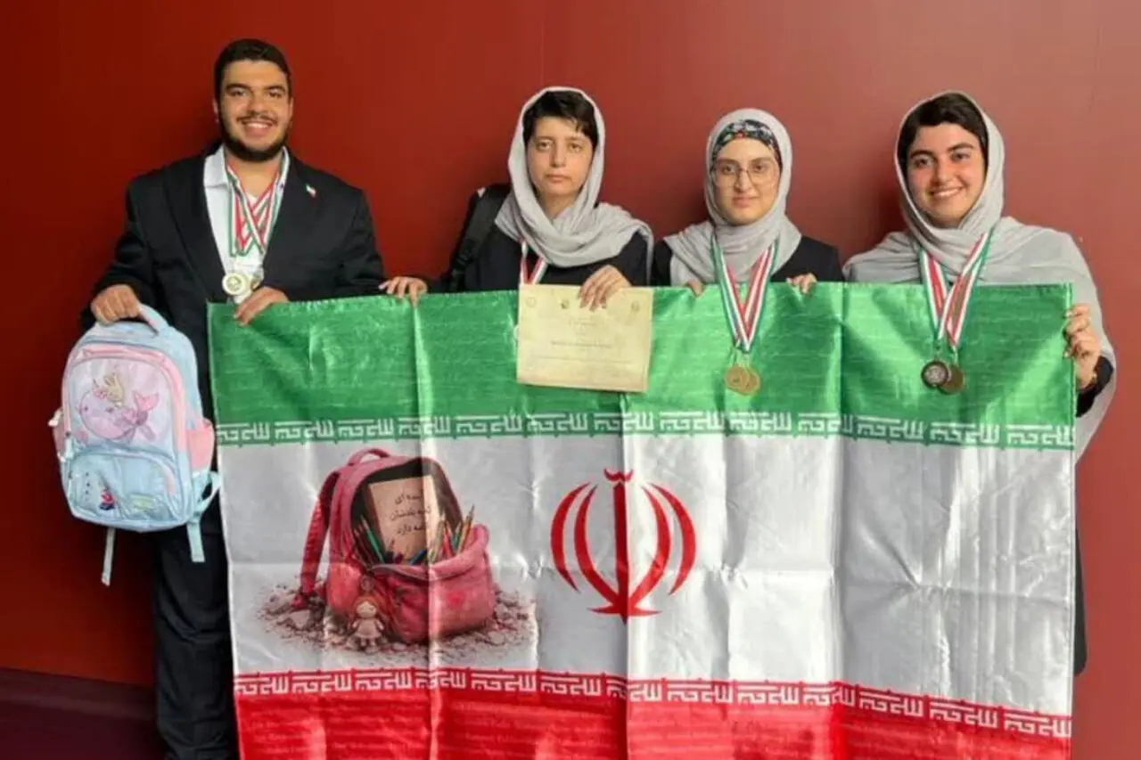 درخشش دانشآموز شیرازی در المپیاد جهانی علوم زمین با کسب سه مدال