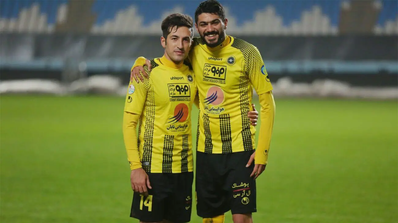شاعر فوتبال ایران در آستانه خداحافظی از فوتبال ایران؟ مدافع سابق پرسپولیس در راه عراق