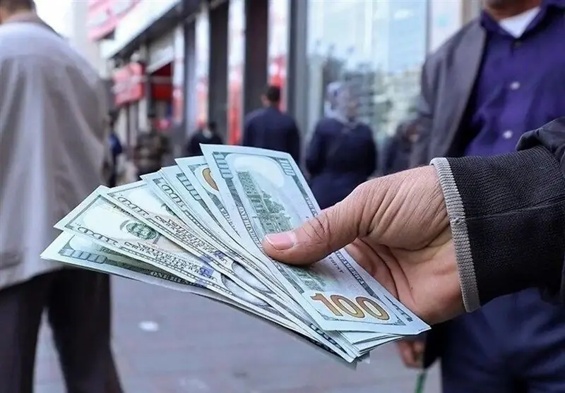  قیمت دلار رسمی امروز پنجشنبه ۵ شهریور چند؟