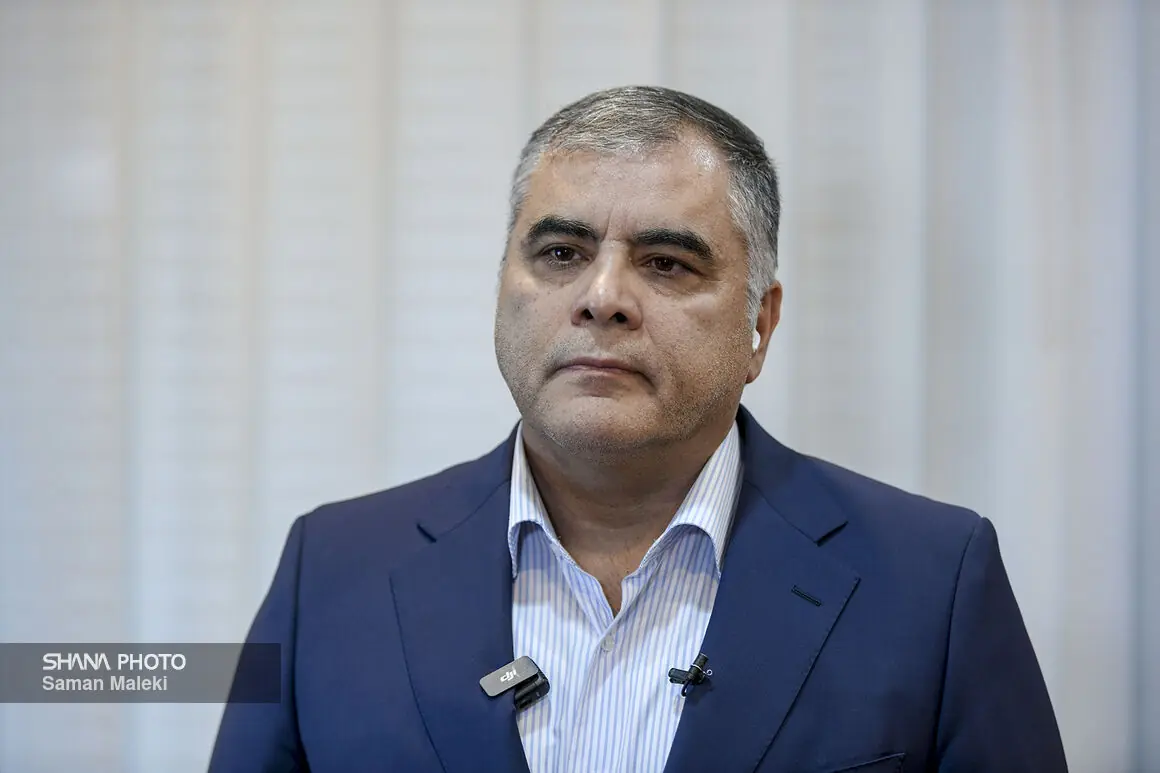 تحویل نفت ایران به مشتریان ادامه دارد