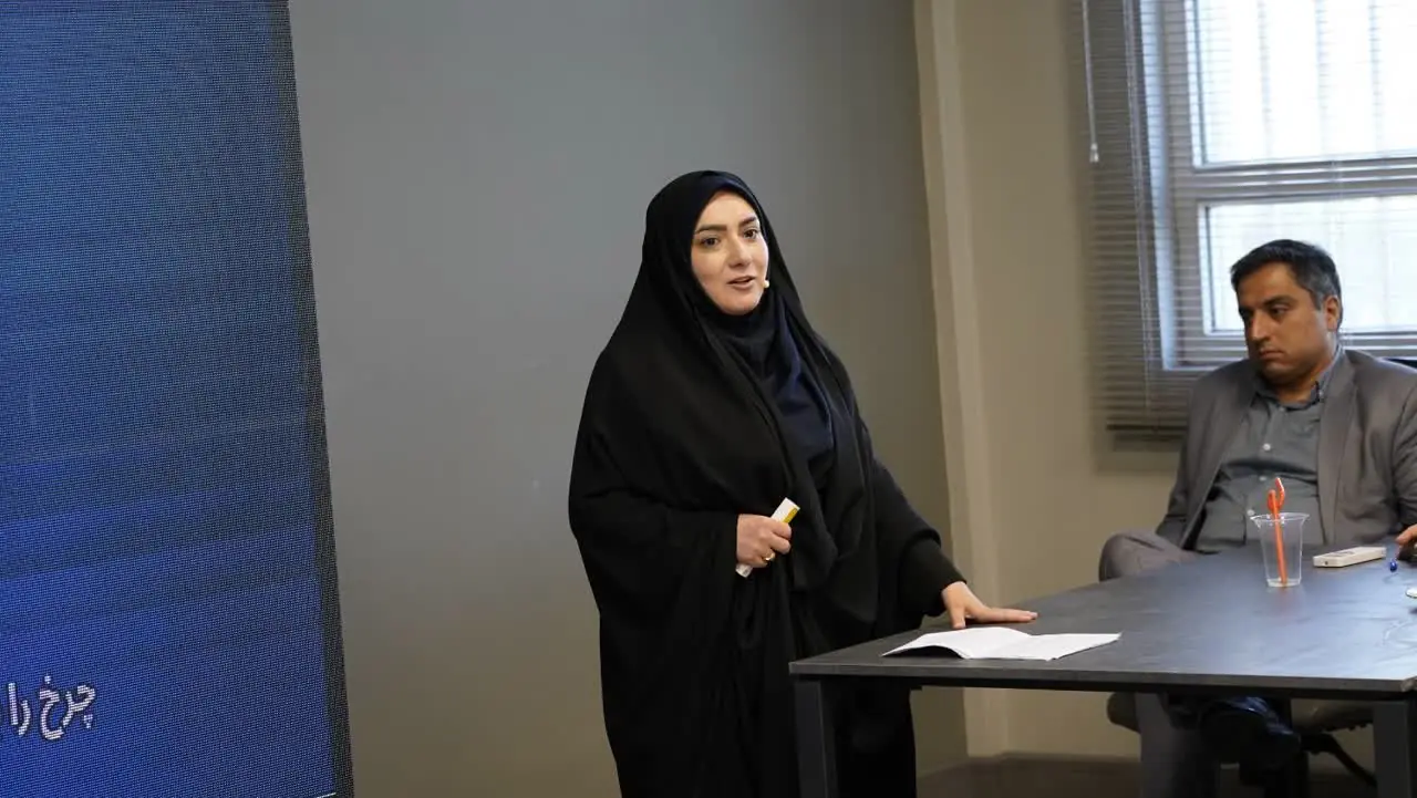  روابط‌عمومی فناوری از خبررسانی تا روایت‌گری؛ مدل «یک شرکت، یک داستان» در پارک دانشگاه تهران - شارا