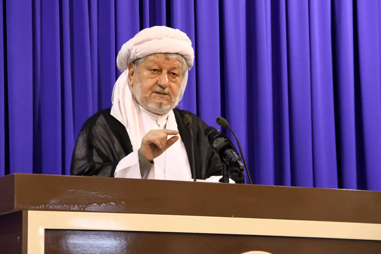  آمریکا و اسرائیل در جنگ نظامی شکست خوردند / علمای اهل سنت صادقانه در کنار نظام بوده‌اند
