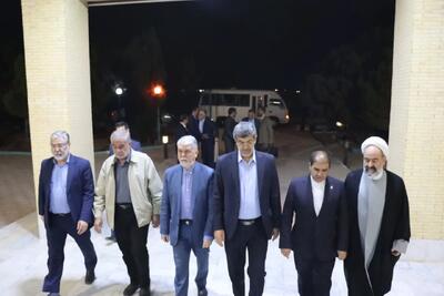  وزیر ارشاد وارد یزد شد