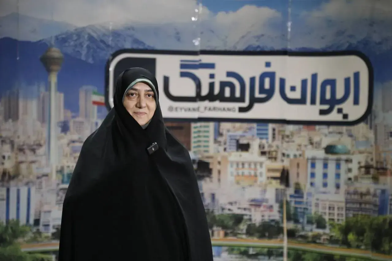 معدنیپور: تجربه ۱۸۰ شب حضور مردم در میادین، الگویی برای مشارکت اجتماعی است