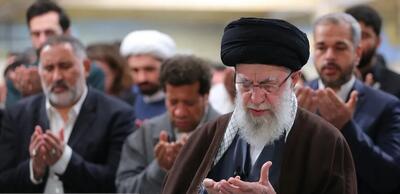 تصاویر دیدار شاعران با رهبر انقلاب