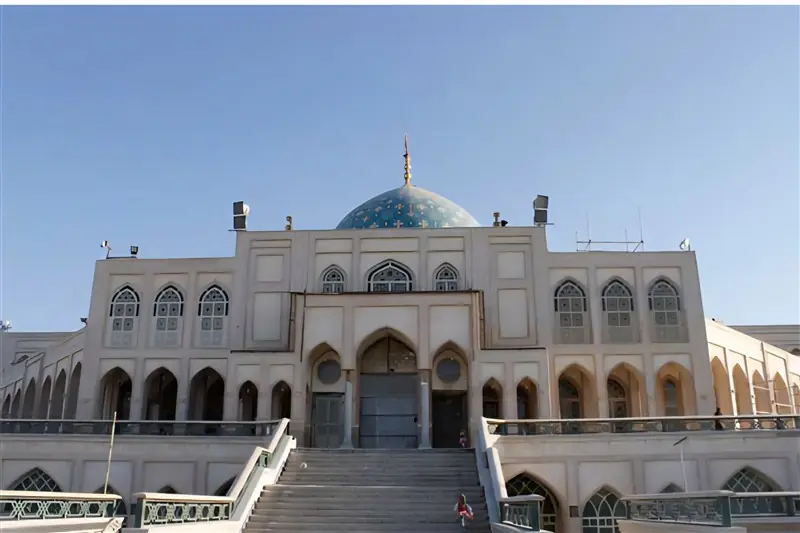 امامزاده شاهکرم (ع)؛ پناهگاه زائران جاده اصفهان - تسنیم