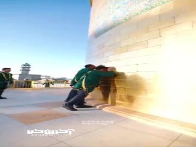 نصب کتیبههای ولادت پیامبر(ص) و امام صادق(ع) در حرم مطهر رضوی | آخرین خبر