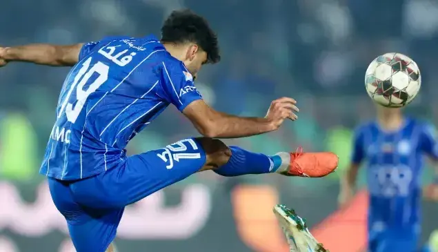 گزارش زنده؛ استقلال 0 - 0 فولاد | آخرین خبر