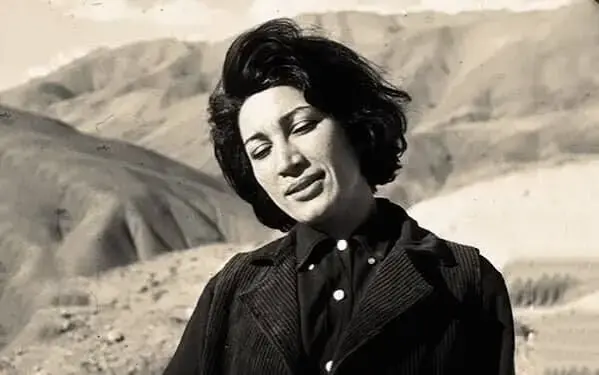 تشییع جنازه فروغ فرخزاد در سال ۱۳۴۵/ تصویر