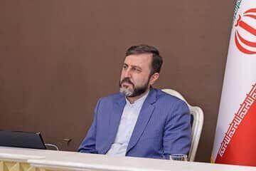  غریب آبادی: ترامپ اسکیزوفرنی⁩ دارد!