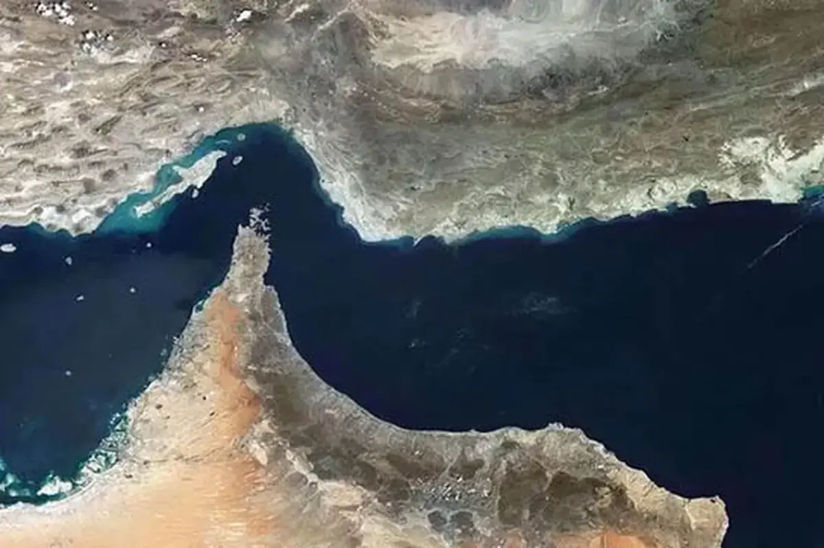 ادعای تازه فرمانده سنتکام درباره تنگه هرمز