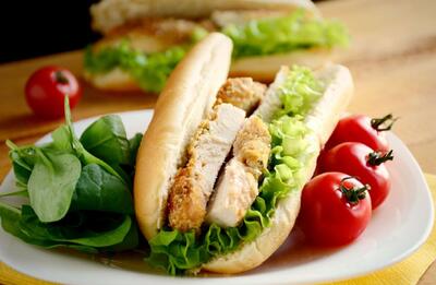 طرز تهیه ساندویچ مرغ گریل شده خوشمزه و رستورانی در خانه