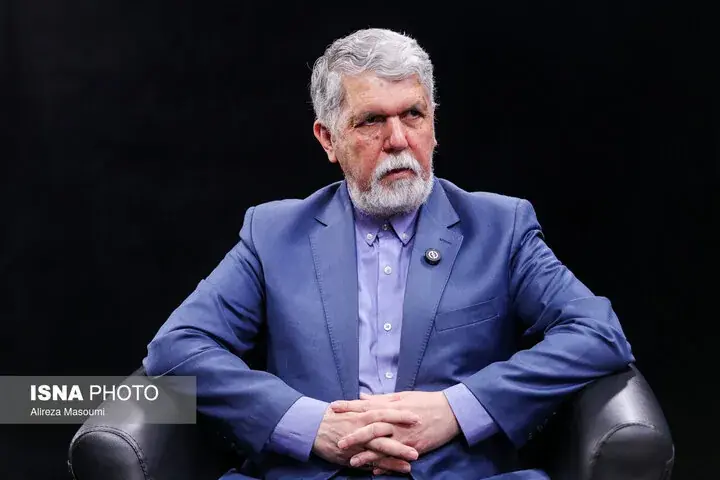 حمایت صریح رهبر انقلاب از رئیسجمهور جای هیچگونه توجیه برای دوقطبی ساز را باقی نمیگذارد