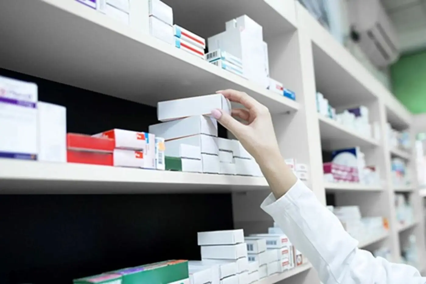 شوک به پایتخت؛ داروخانههای تهران در آستانه تعطیلی؟