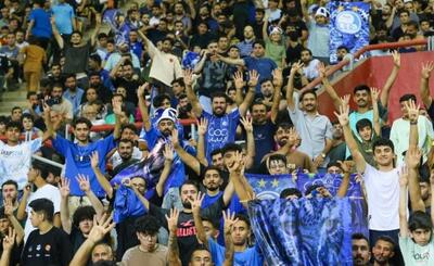 شعار هواداران استقلال علیه رامین در اهواز