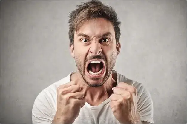  خشم ناگهانی و غیرقابل کنترل؛ زنگ خطری برای بیماری‌های پنهان بدن