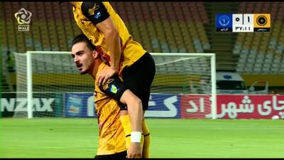 گل دوم سپاهان به گل گهر سیرجان (دبل کسری طاهری)
