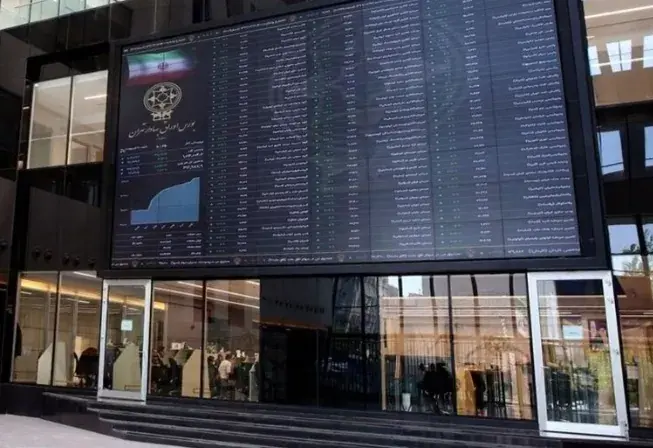  ۱.۱ میلیون نفر سهام‌دار فعال بورس در مرداد