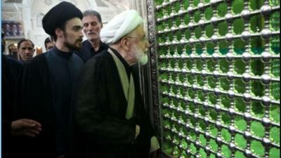  حضور مهدی کروبی در حرم امام(ره)