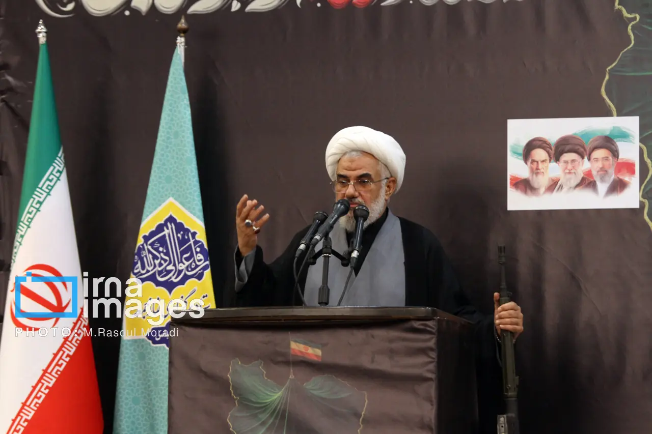  امام جمعه بندرعباس: احیای بنادر مکران، مسیر تازه‌ای برای تجارت کشور می‌گشاید