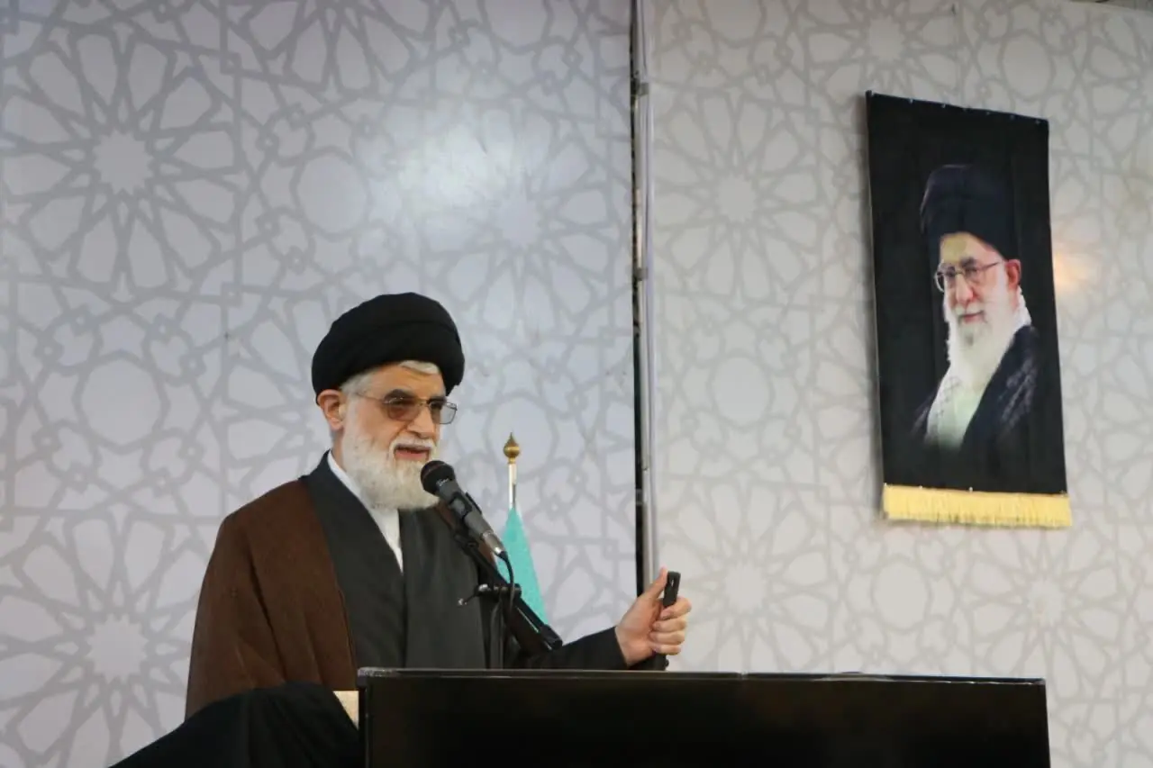 امام جمعه بندرانزلی: مسئولان مراقب رفتار و گفتار خود باشند