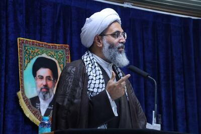 امام جمعه قشم: خیابان از طراحی دشمن برای فروپاشی به میدان نمایش اقتدار ملی تبدیل شد