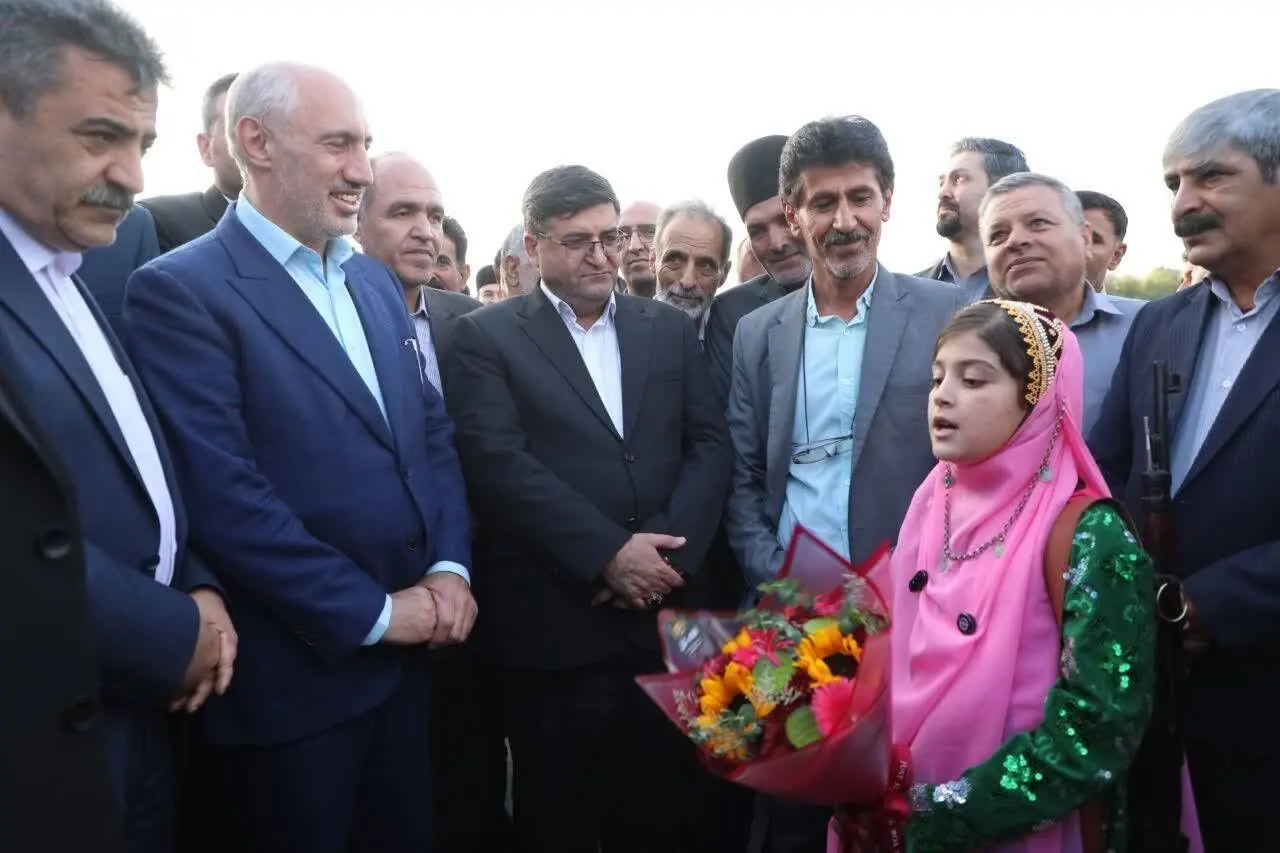 حضور رییس سازمان برنامه و بودجه در چهارمحال و بختیاری؛ شاهنامه و مفاخر فرهنگی در کانون سفر