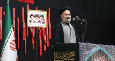 امام جمعه بروجرد: صرفهجویی و مصرف صحیح باید در دستورر کار همه قرار بگیرد