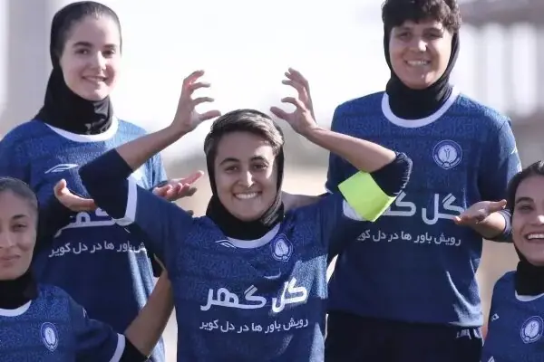 تداوم درخشش بانوی زنجانی در مستطیل سبز؛ افسانه چترنور با کفش طلا به لیگ نوزدهم میآید
