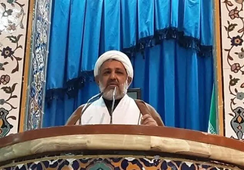  امام جمعه موقت ایلام: ایران به‌ بازیگر تأثیرگذار عرصه جهانی تبدیل شده است