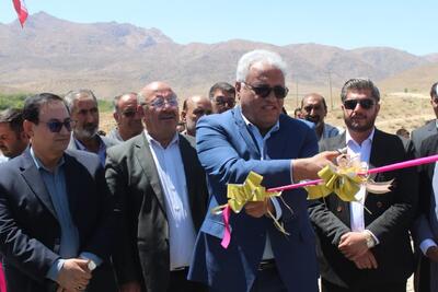 معاون استاندار فارس:توسعه انرژی خورشیدی در بوانات با اجرای طرحهای کوچکمقیاس دنبال میشود