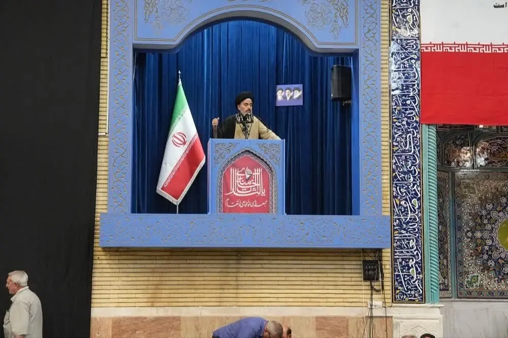 امام جمعه ارومیه: مسئولان زمینه امیدآفرینی در جامعه را فراهم کنند