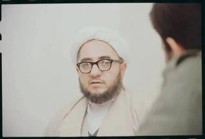 به دستور خلخالی دکهها و رستورانهای پشت پارک ملت با بلدوزر تخریب شد/ آیتالله خلخالی: این رستوران ها شبیه عشرتکده بود