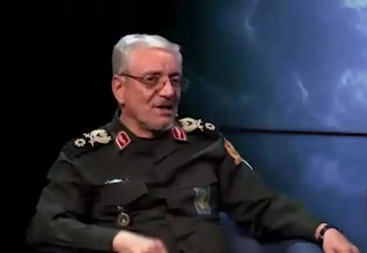 دشمن از برخی محصولات دفاعی ما کپیبرداری میکند