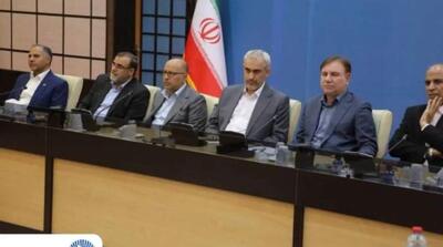 تشکر ویژه وزیر امور اقتصادی و دارایی از بانک تجارت بهعنوان تامینکننده اصلی بازسازی فازهای 4 و 5 - مردم سالاری آنلاین