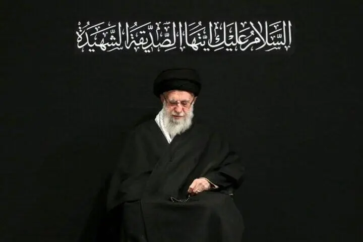 حیات و ممات رهبر شهید هیهات مناالذله بود