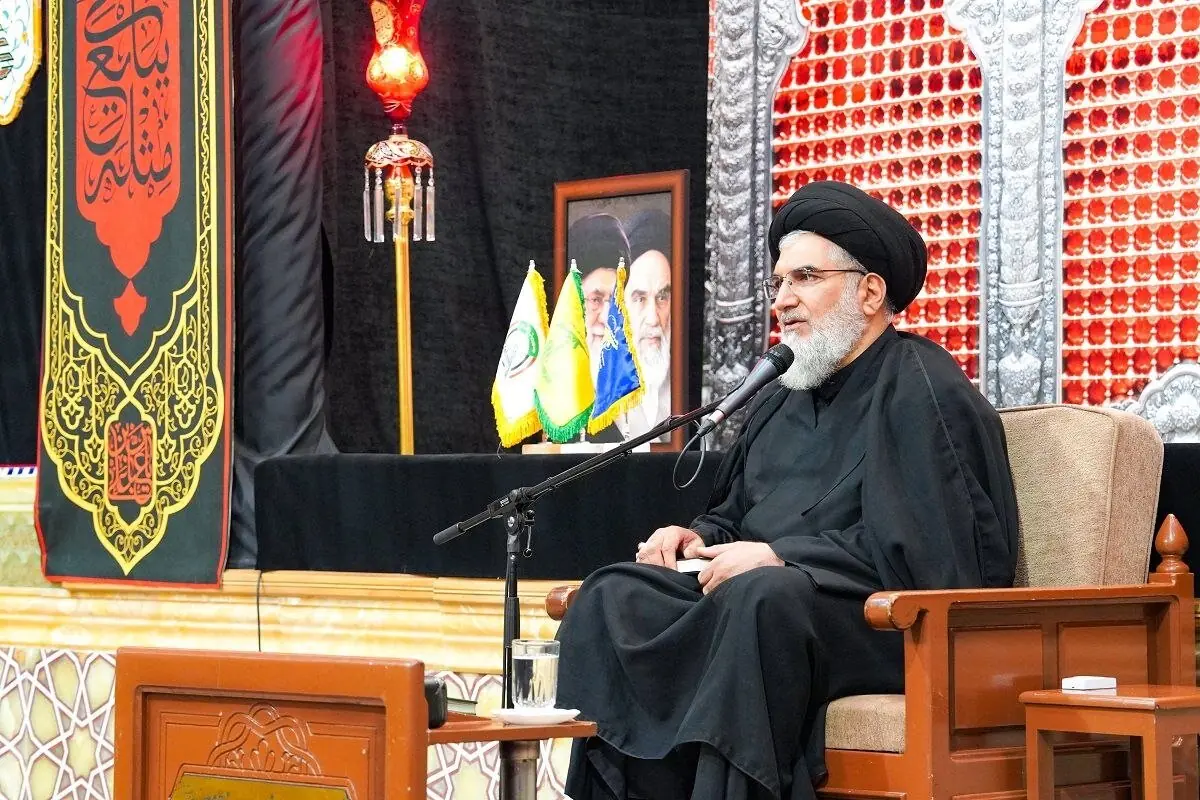  پیامبر اکرم الگوی کامل اخلاق و هدایت است؛ ۱۲ شباهت با امام زمان(عج)