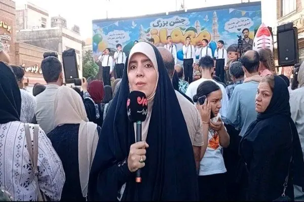  استیج کودکان در مهمانی امت احمد با استقبال کودکان سنندجی همراه شد