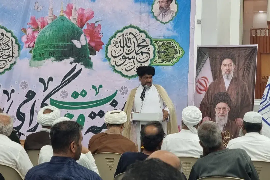 امام جمعه گناوه: وحدت مهمترین عامل شکست توطئههای دشمن است