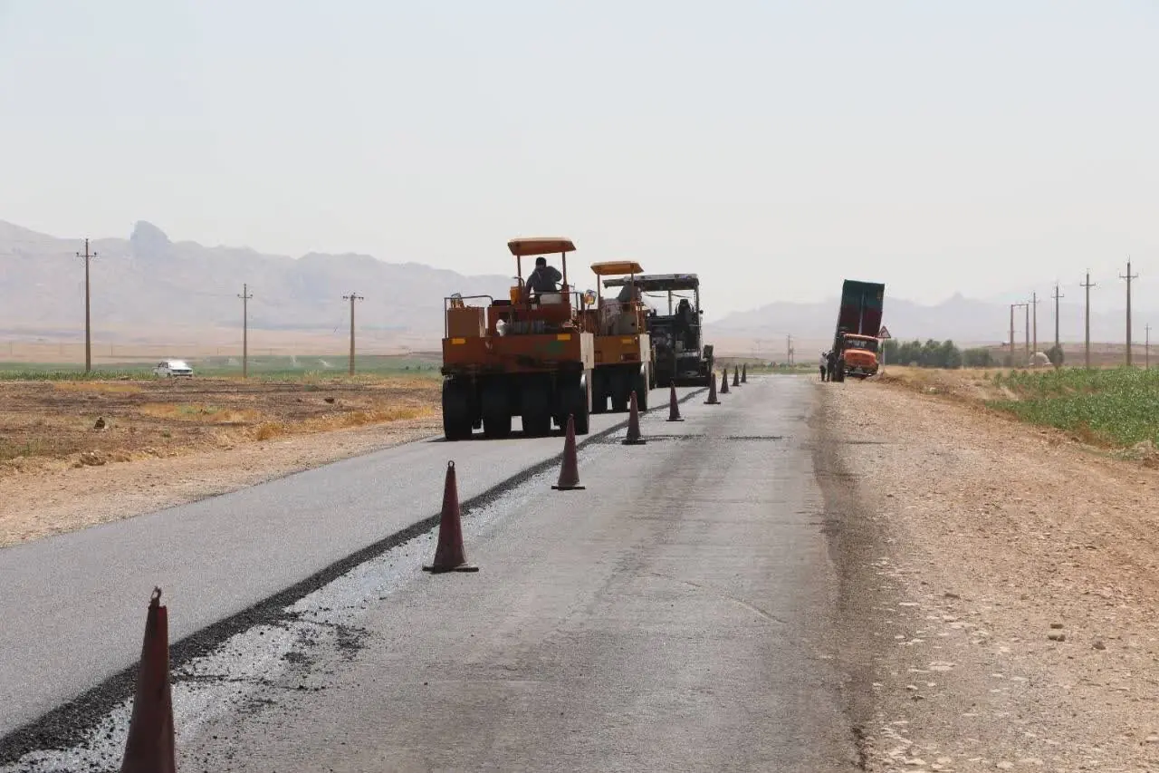 سلیمی: بهسازی و روکش ۱۱ کیلومتر از محور قصرشیرین ـ گیلانغرب آغاز شد
