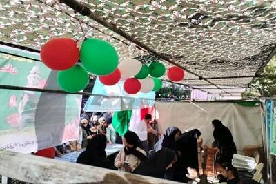 مولودی: خدمت در جشن امت احمد به عشق پیامبر مهربانیها انجام میشود
