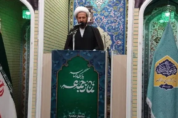  امام جمعه سنقروکلیایی: پیامبر(ص) الگوی وحدت و مقاومت است