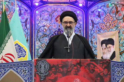 امام جمعه موقت رشت: مردم ایران عزت را با هیچ چیزی معامله نمیکنند