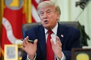 ترامپ مجددا تنگه هرمز را قلمرو آمریکا اعلام کرد!