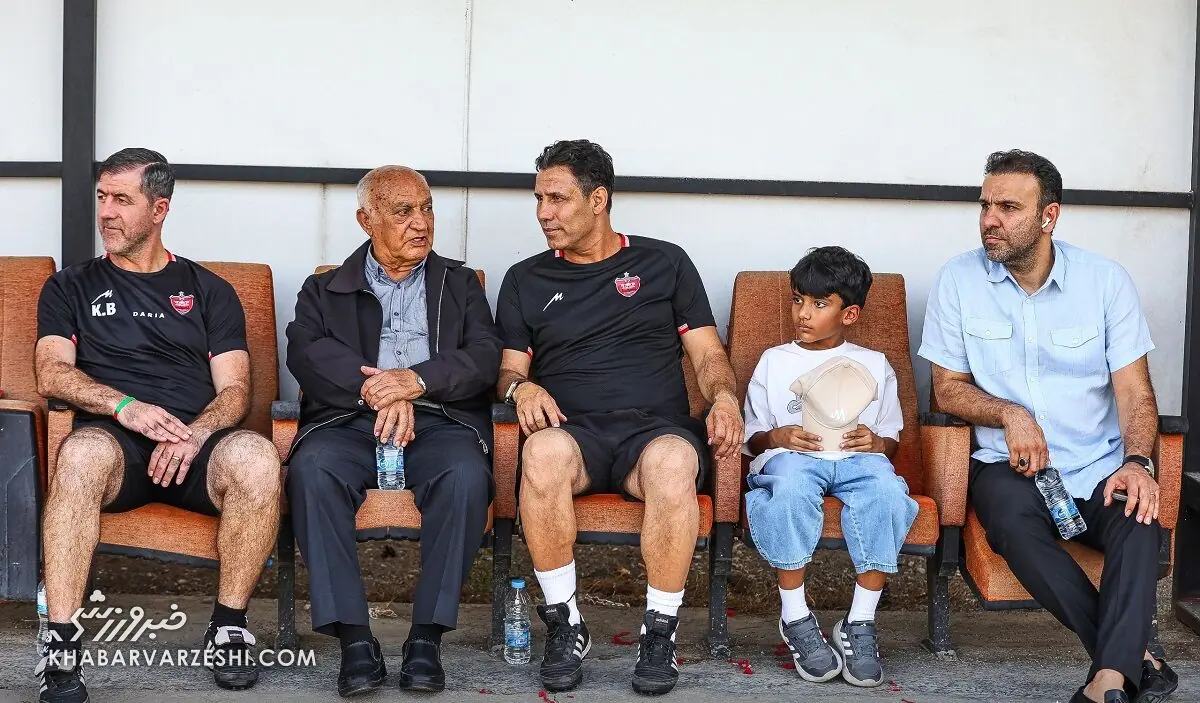 آشتی کنان در اردوی پرسپولیس/ بزرگان برای کمک به تارتار، پرسپولیسی شدند - پارس فوتبال