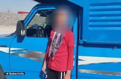 توقیف خودروی نیسان با رانندگیِ دختر ۱۱ ساله!