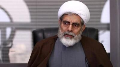 رهامی: کسانی که شعار میدهند نباید صلح کنیم، حتی یک روز هم در جنگ نبوده اند