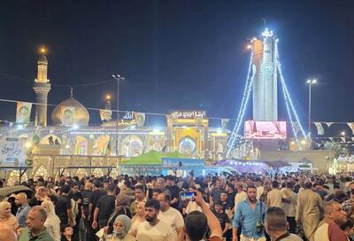 مقتدی صدر: شادی به مناسبت میلاد پیامبر واجب است، نه صرفاً جایز