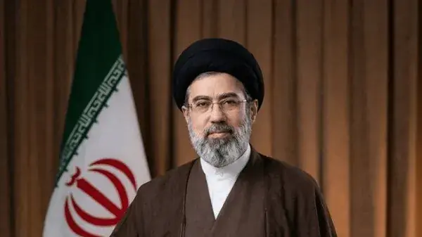  مسیر آبادانی کشور از تبعیت دشمن نمی‌گذرد