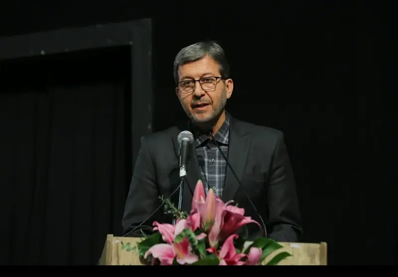 اصفهان زیر فشار جنگ متوقف نشد - تسنیم
